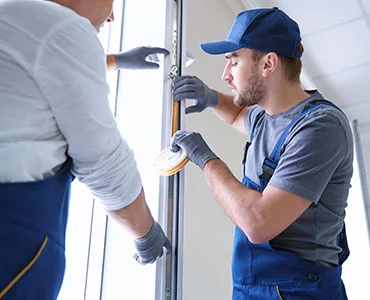 glass repair experts in San Carlos Park, FL
